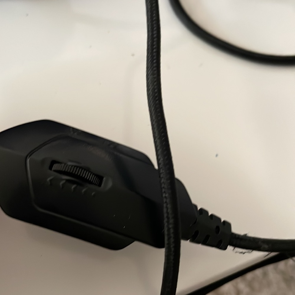 Gaming Headset - Picture 3 of 9